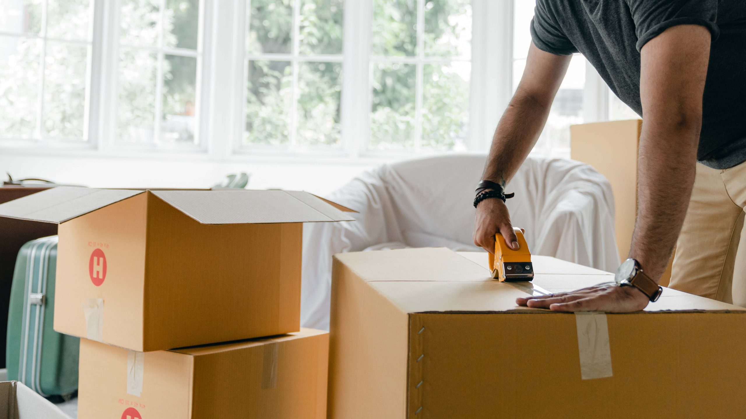 Reliable Packing Services and Furniture Removals